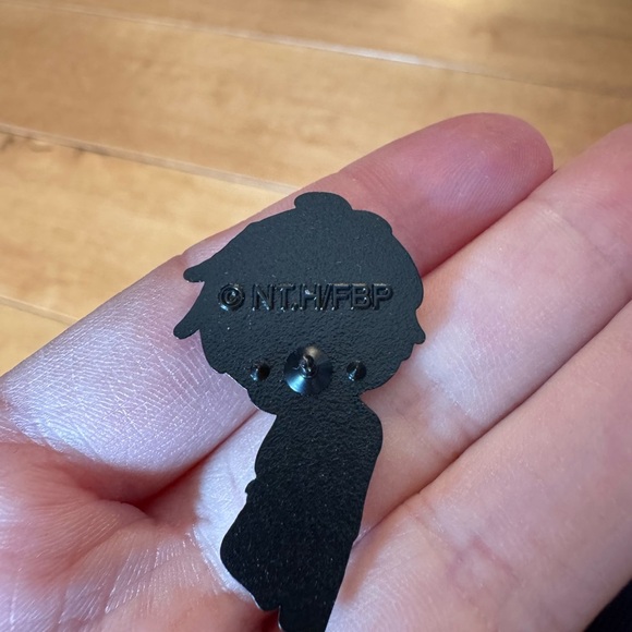 Fruits Basket Kyo Anime Character Enamel Pin - Picture 2 of 2